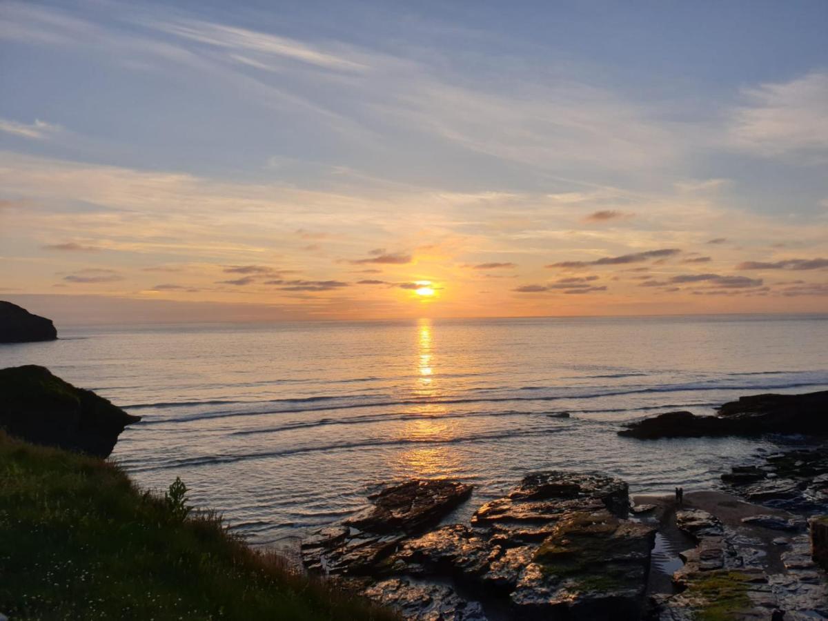 Polrunny Farm Seaberry Cottage With A Sea View And Log Burner Boscastle Eksteriør billede