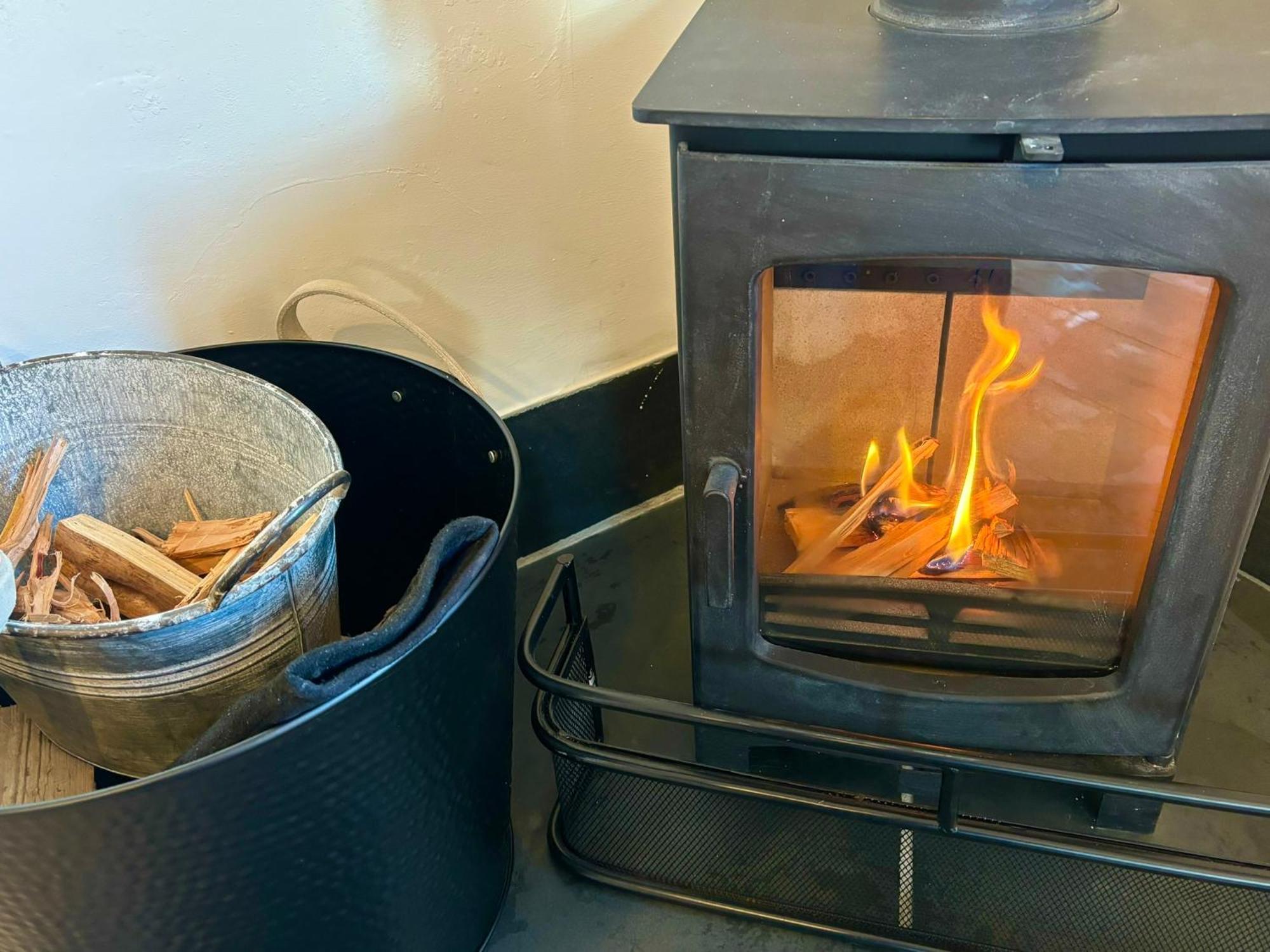 Polrunny Farm Seaberry Cottage With A Sea View And Log Burner Boscastle Eksteriør billede