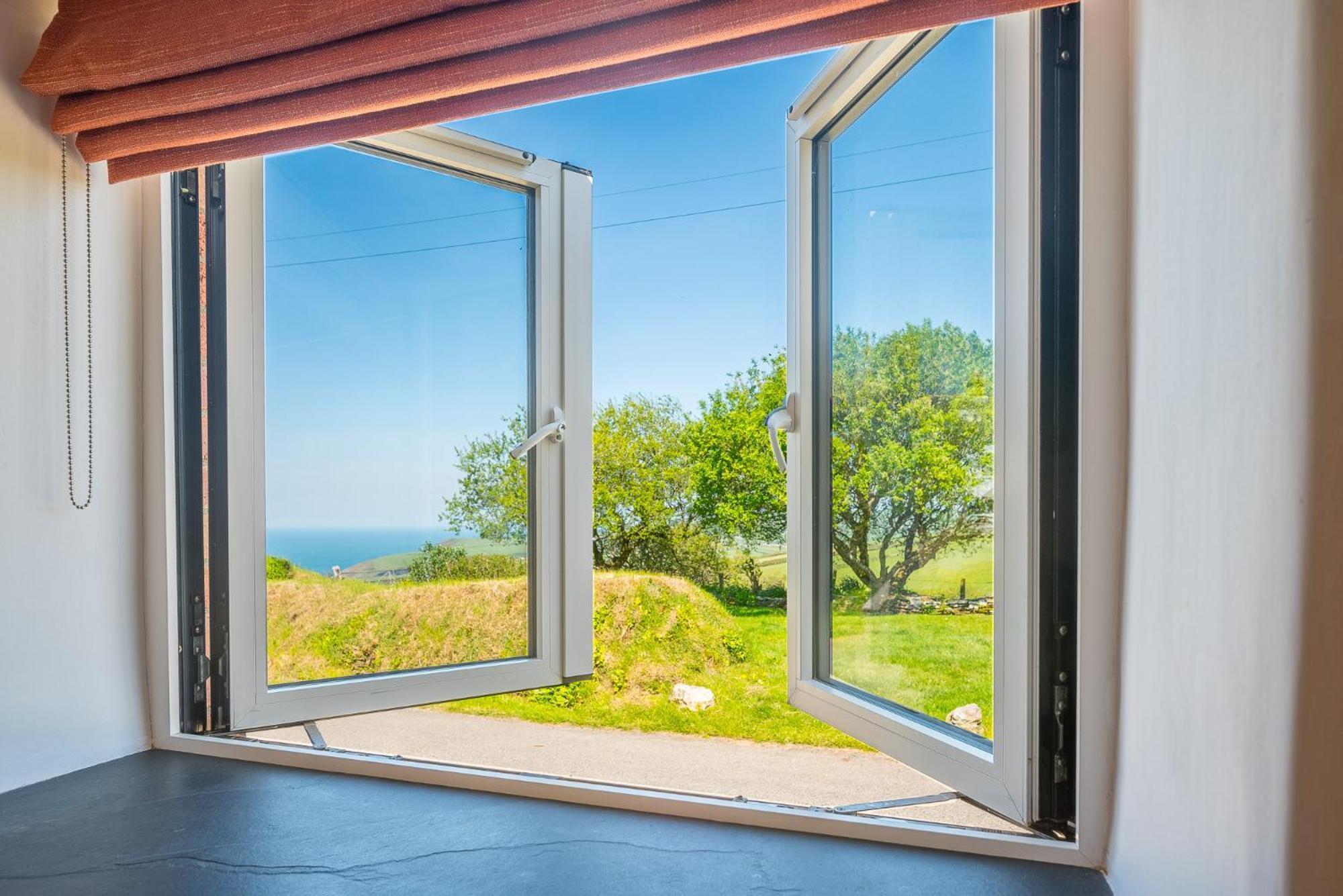 Polrunny Farm Seaberry Cottage With A Sea View And Log Burner Boscastle Eksteriør billede