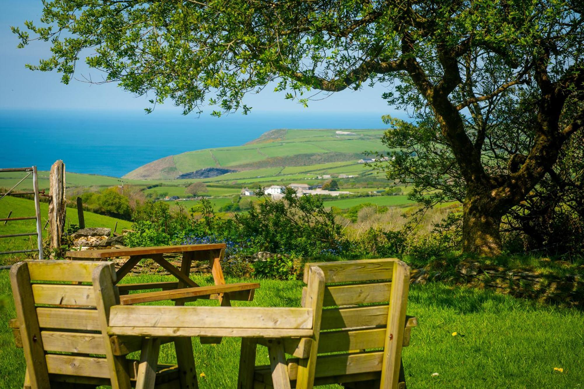 Polrunny Farm Seaberry Cottage With A Sea View And Log Burner Boscastle Eksteriør billede